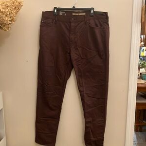 Banana Republic Travel Jean  38x32 slim fit maroon or burgundy
